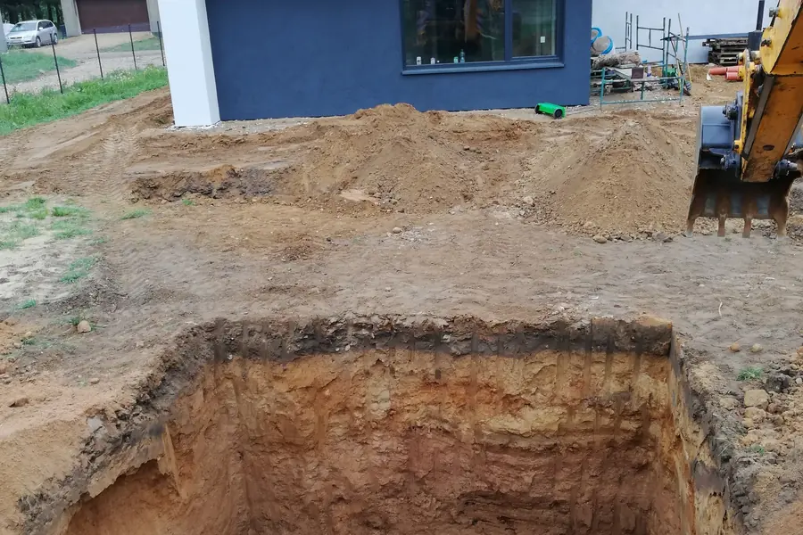 Wykop pod fundamenty budynku